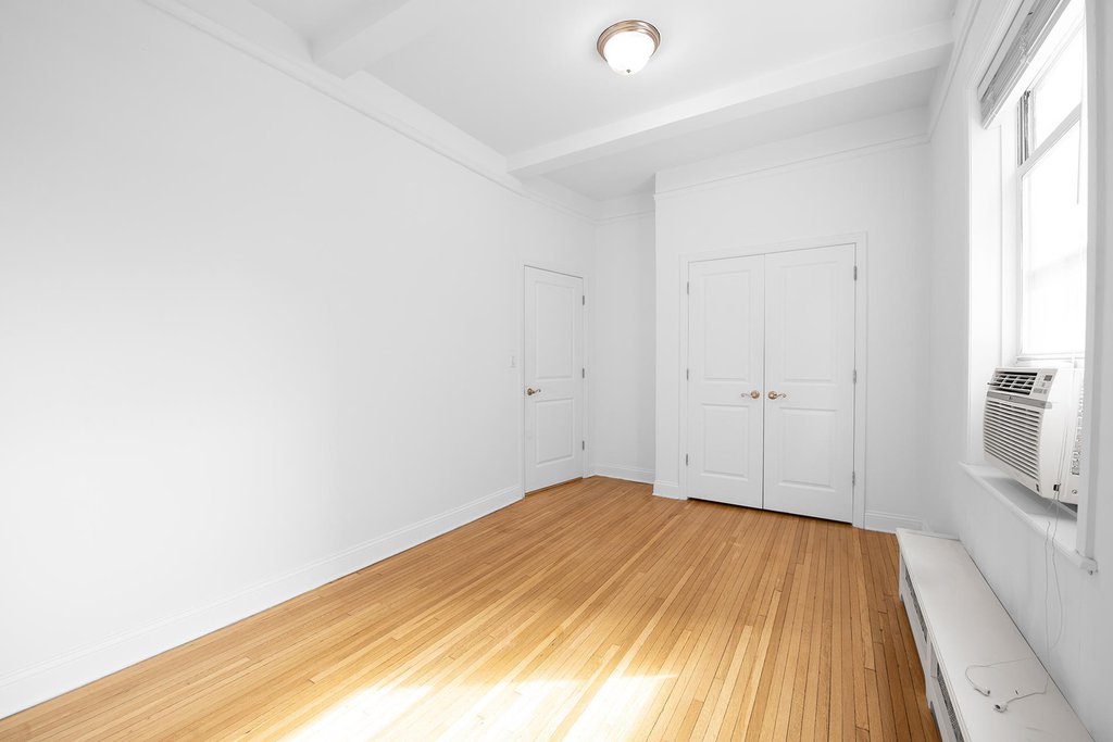 108 East 66th Street, Unit 9B photo 10