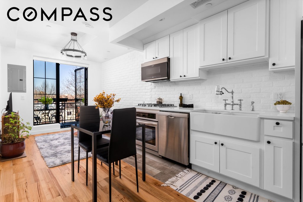 577  Madison Street, Unit 4B