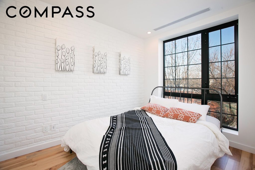577  Madison Street, Unit 4B photo 9
