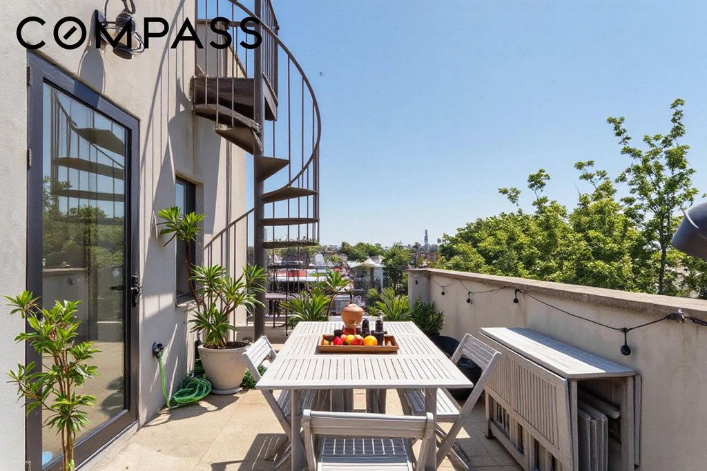 577  Madison Street, Unit 4B photo 17