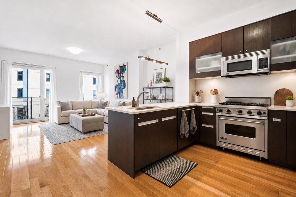 454 West 54th Street, Unit 4K