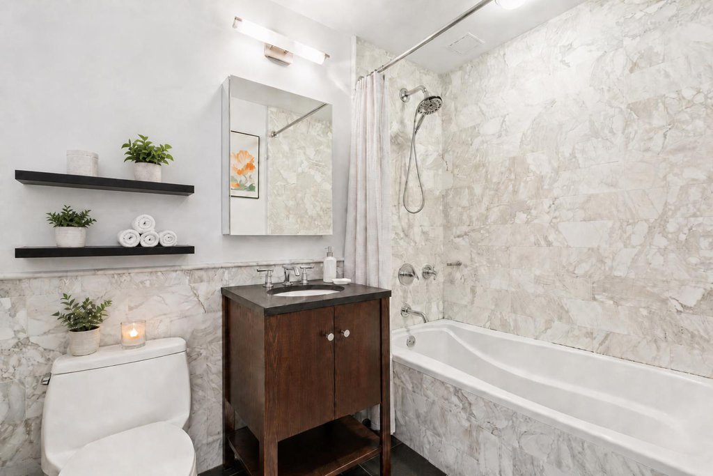 454 West 54th Street, Unit 4K photo 4