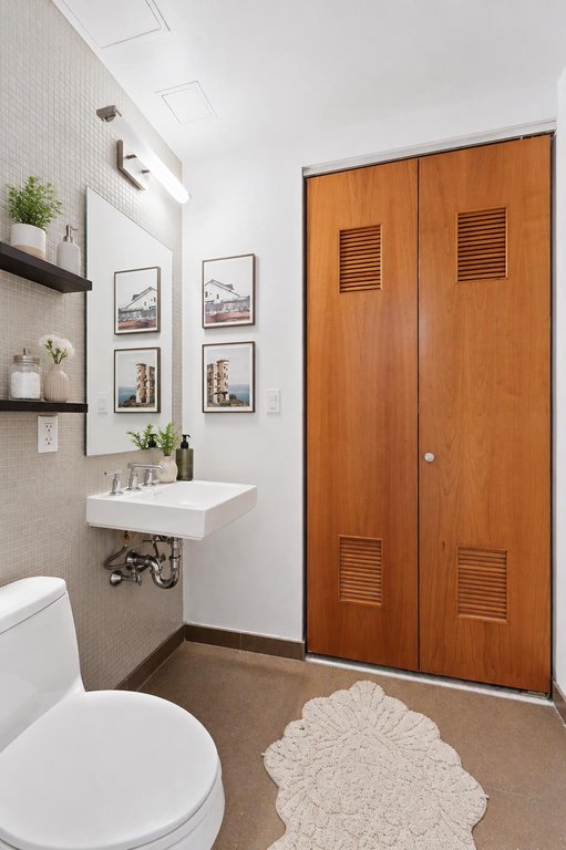 454 West 54th Street, Unit 4K photo 5