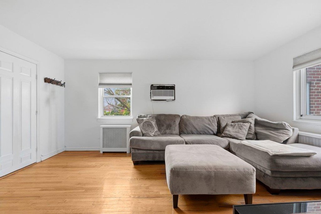 263-28 73rd Avenue, Unit 1 photo 5