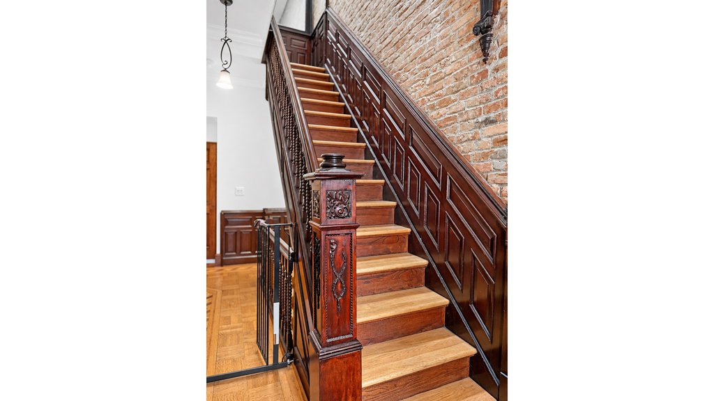 916 Putnam Avenue – For Sale photo 16