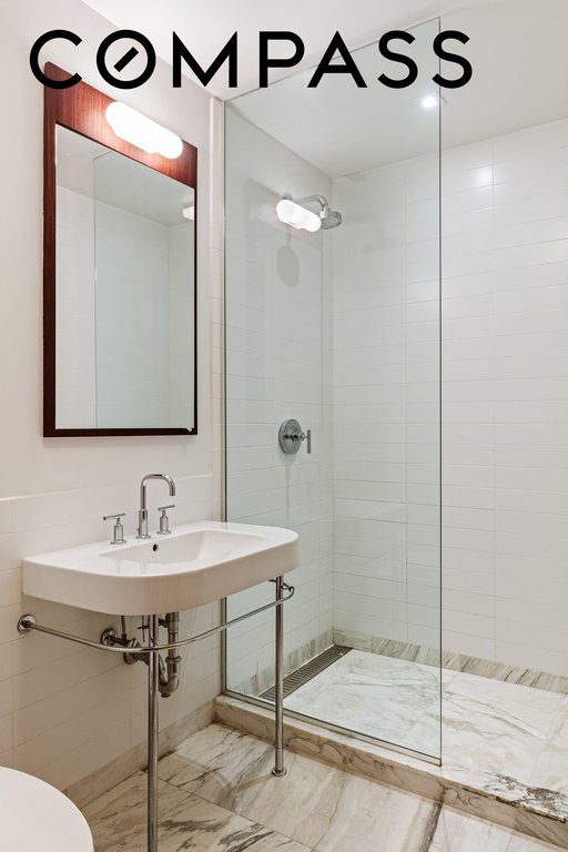 122 Greenwich Avenue, Unit 6 photo 15