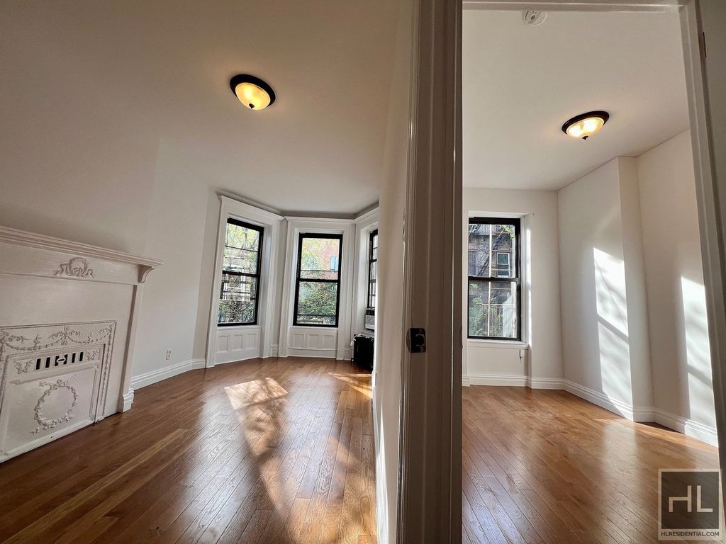 14 Saint Andrews Place, Unit 2