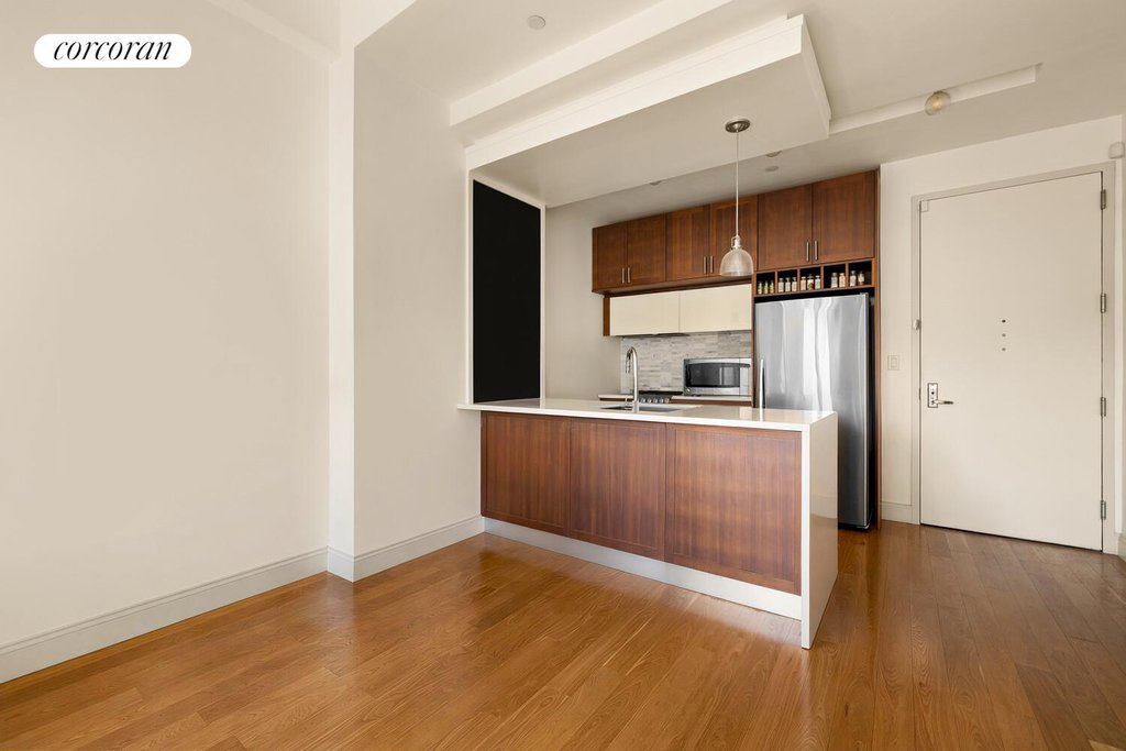 42 Maspeth Avenue, Unit 4E photo 2