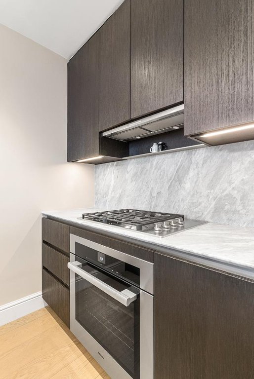 15 Hudson Yards, Unit 28F photo 7