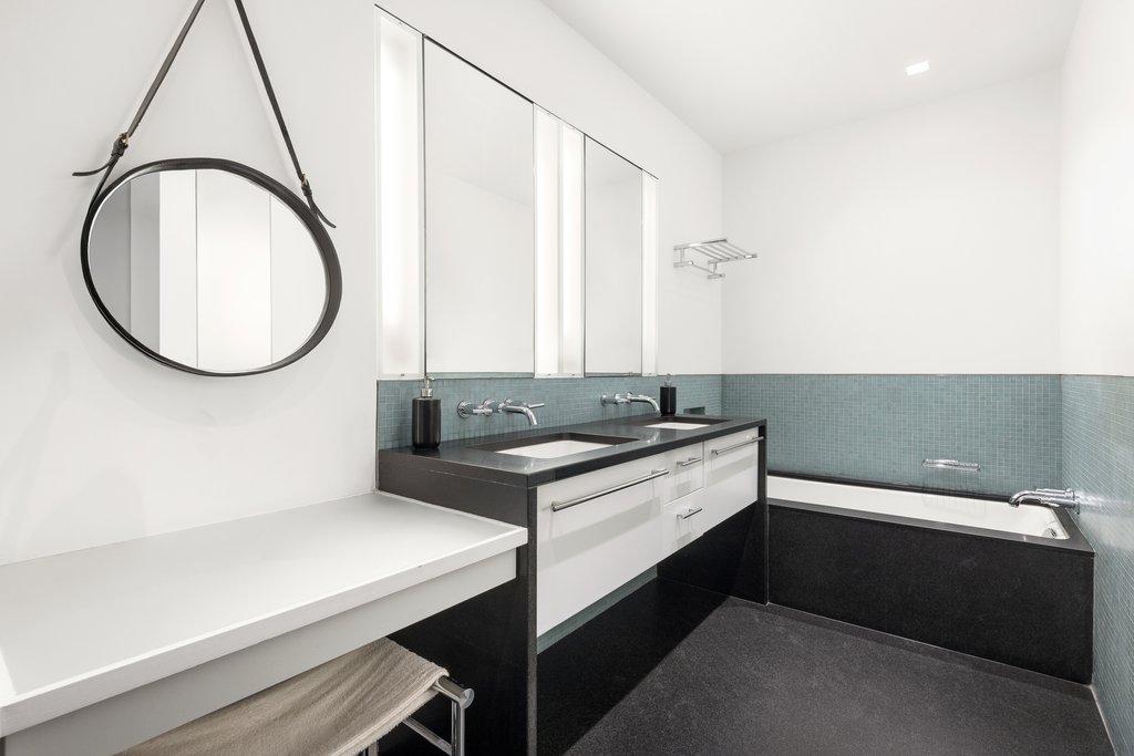 900 Park Avenue, Unit 5BC photo 9