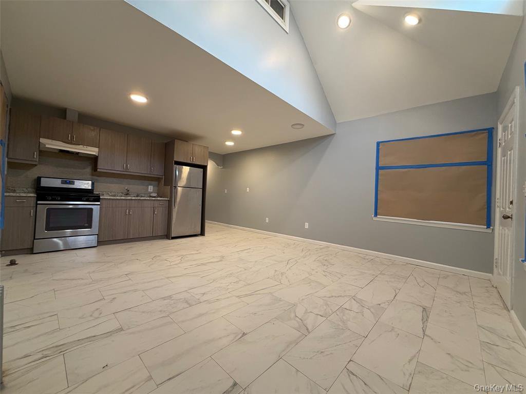 127-04 97th Avenue – For Sale photo 2