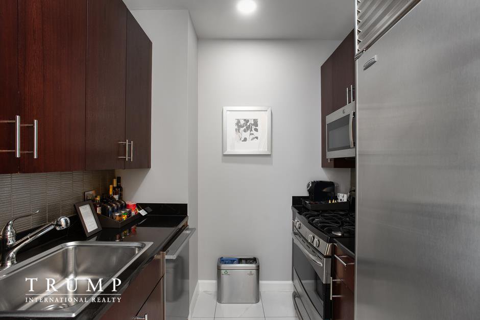 1 Central Park West, Unit 308 photo 4