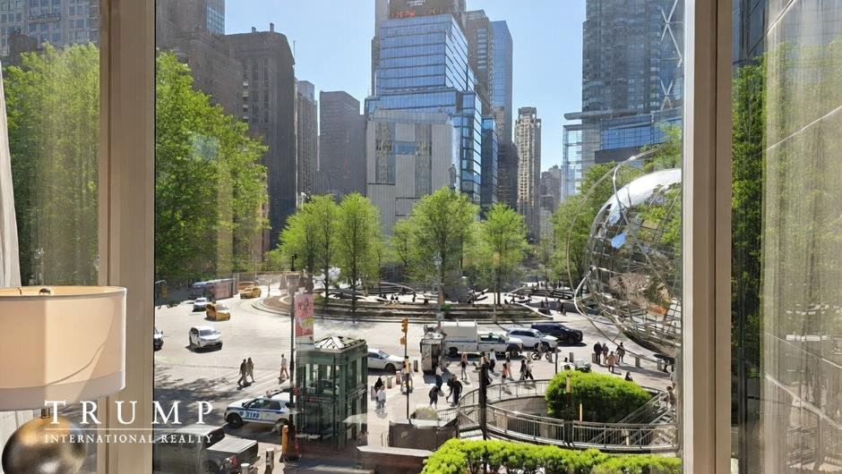 1 Central Park West, Unit 308 photo 7