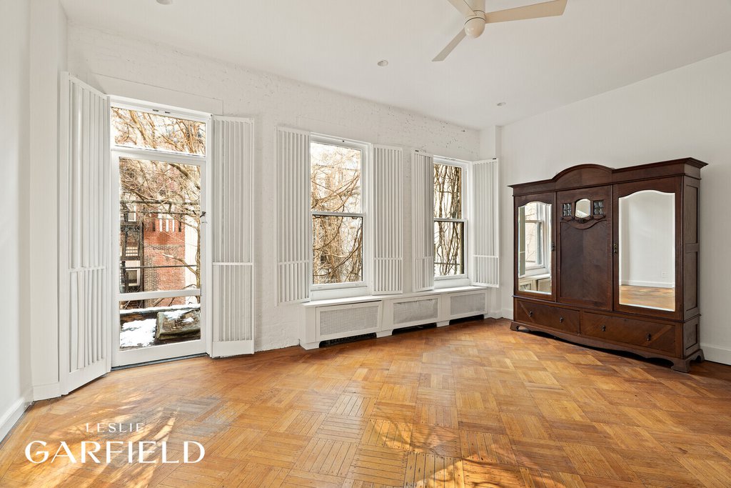 118 East 37th Street – For Sale photo 5
