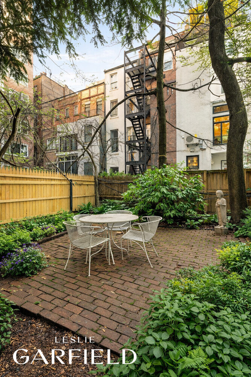 118 East 37th Street – For Sale photo 10