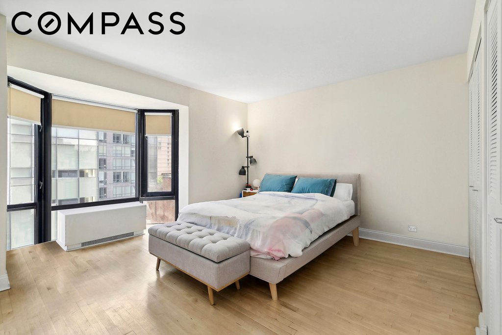 150 East 85th Street, Unit 9A photo 2