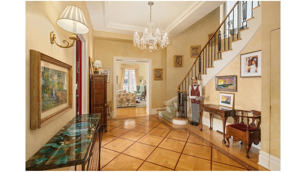 4 Sutton Place, Unit 6/7 photo 6