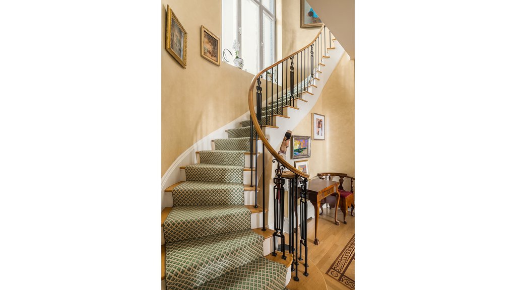 4 Sutton Place, Unit 6/7 photo 11
