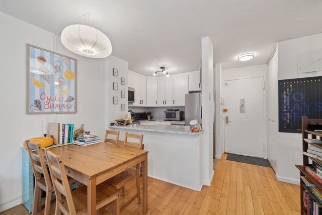 340 East 93rd Street, Unit 11D photo 3