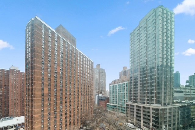 340 East 93rd Street, Unit 11D photo 10