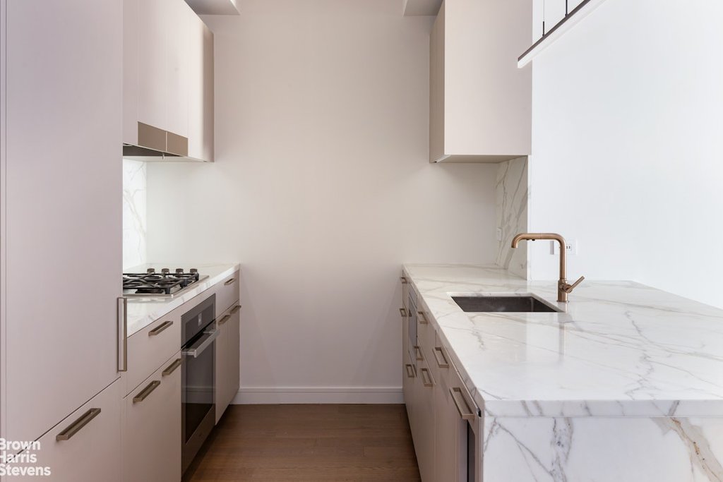 305 East 51st Street, Unit 6H photo 8