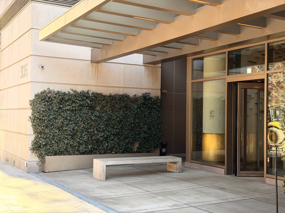 305 East 51st Street, Unit 6H photo 18