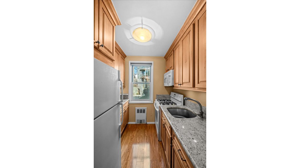525 West 236th Street, Unit 3J photo 14