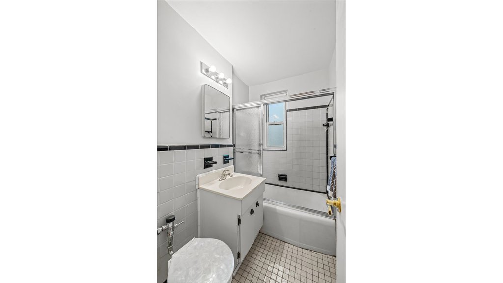 525 West 236th Street, Unit 3J photo 17