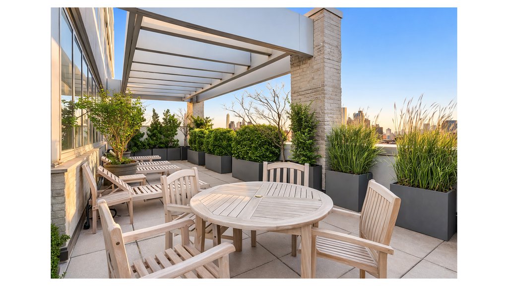 333 East 91st Street, Unit 8A photo 12