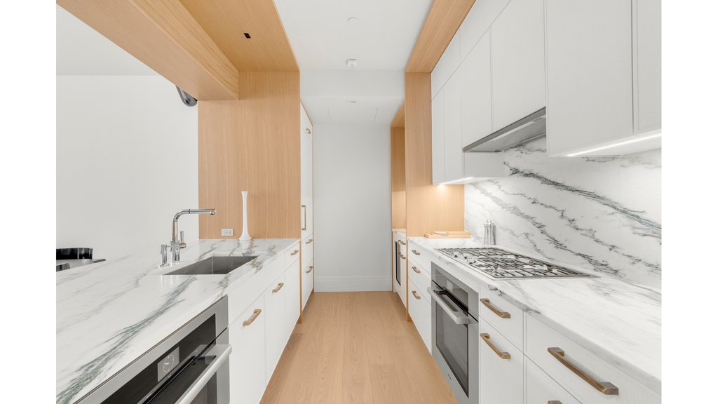 50 West 66th Street, Unit 7A photo 6