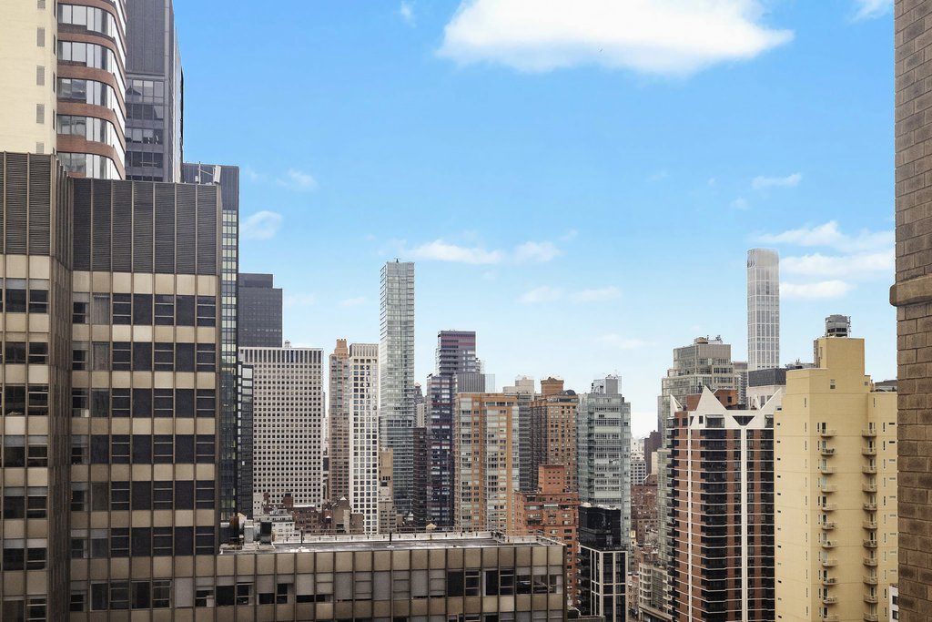 212 East 47th Street, Unit 29B photo 8