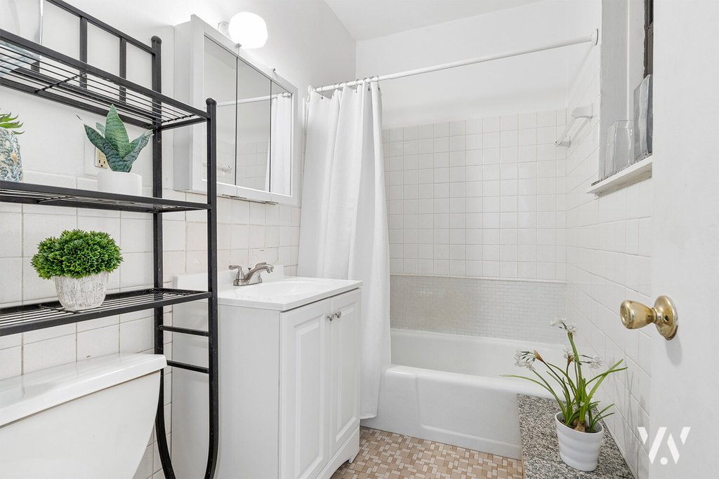 209 West 118th Street, Unit 3M photo 6