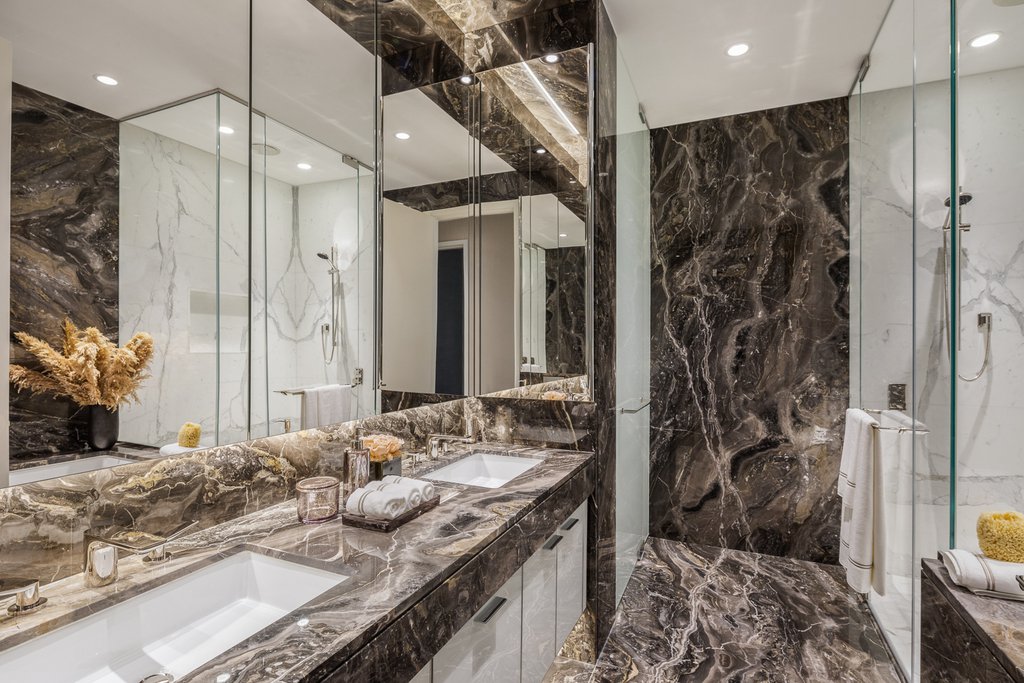 217 West 57th Street, Unit 33B photo 8
