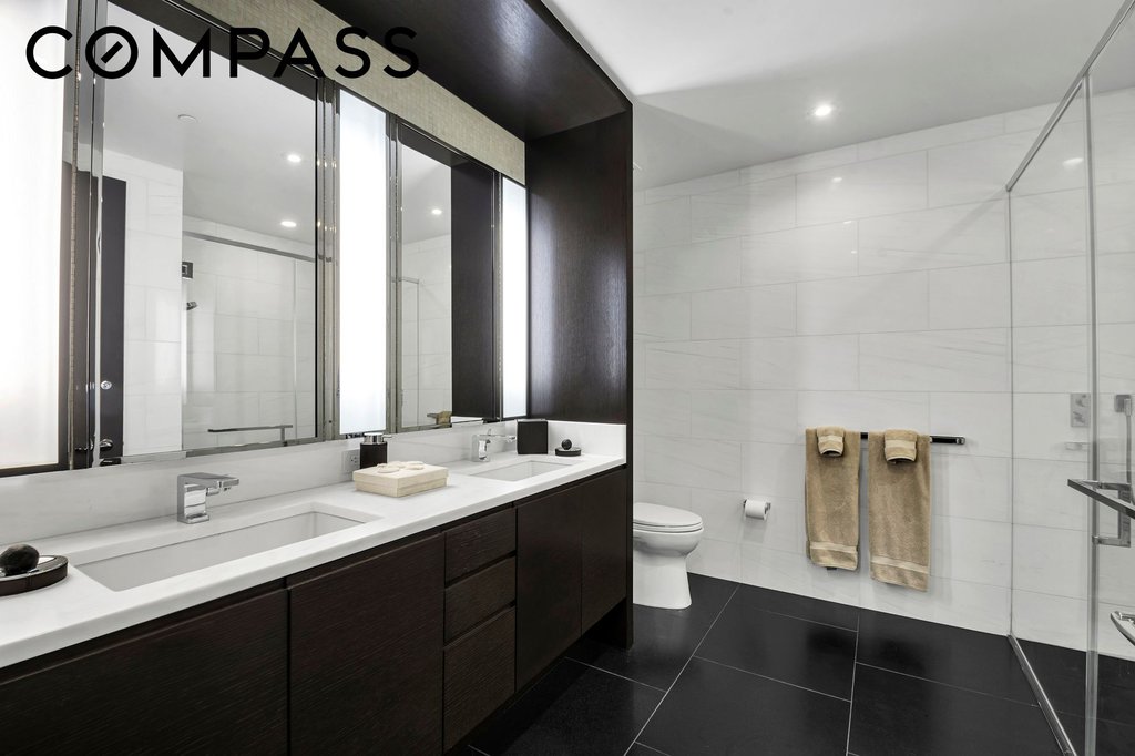 50 Riverside Boulevard, Unit 10L photo 16