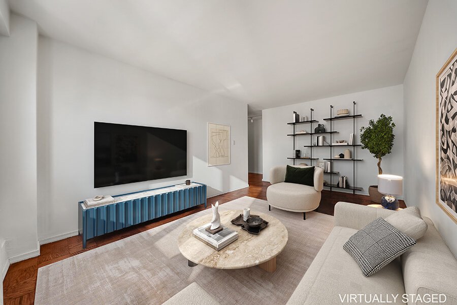 210 East Broadway, Unit H1305 photo 3