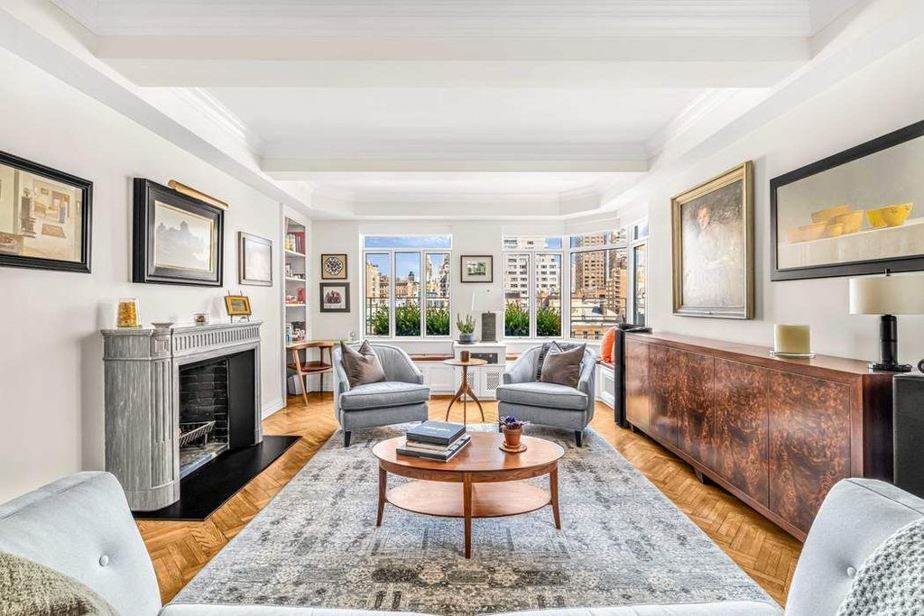 44 East 67th Street, Unit 11A