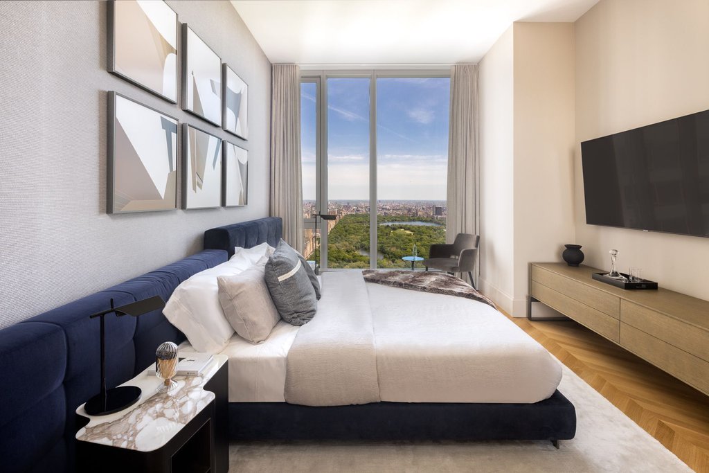 217 West 57th Street, Unit 68N photo 5