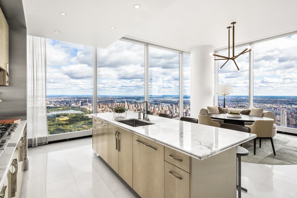 217 West 57th Street, Unit 86E photo 3