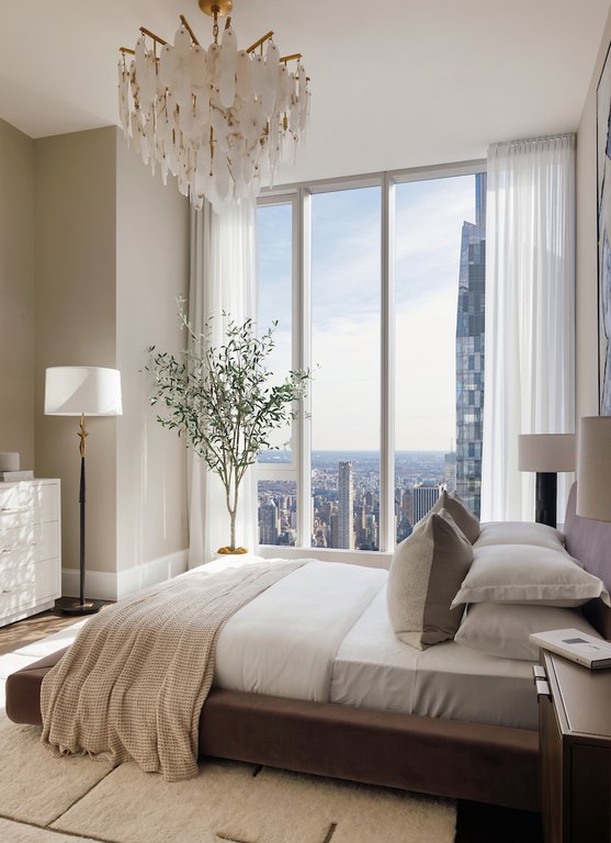217 West 57th Street, Unit 86E photo 7