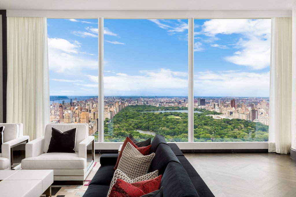 217 West 57th Street, Unit 67E photo 2
