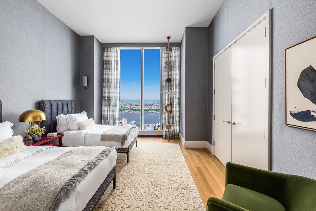 217 West 57th Street, Unit 84W photo 9