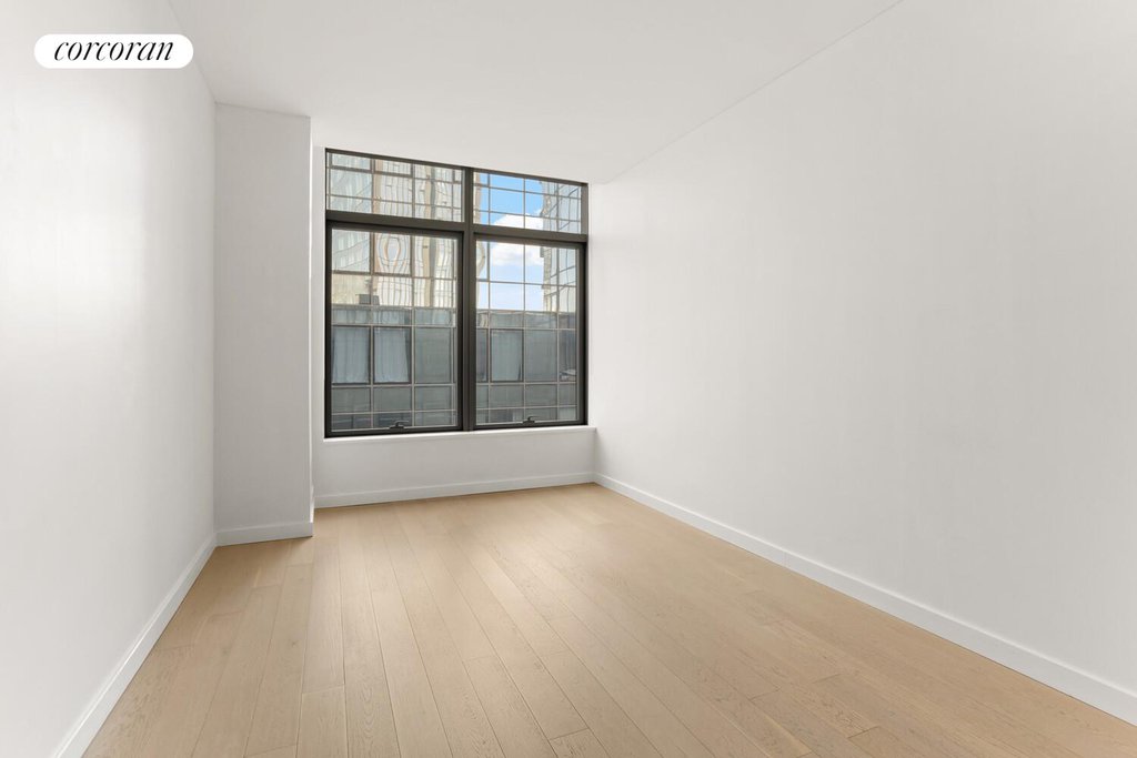 3 Court Square, Unit 614 photo 15