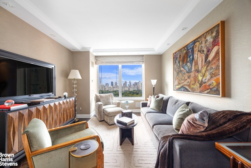 15 West 63rd Street, Unit 20B