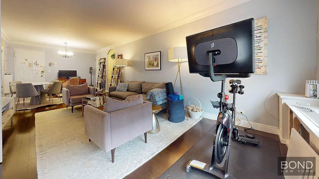 401 East 74th Street, Unit 6E photo 3