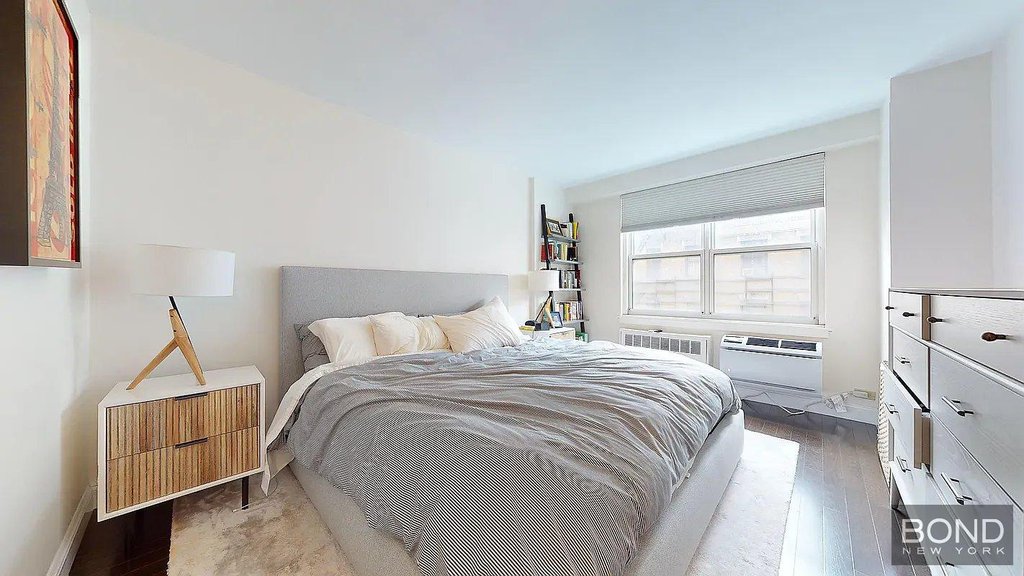 401 East 74th Street, Unit 6E photo 6