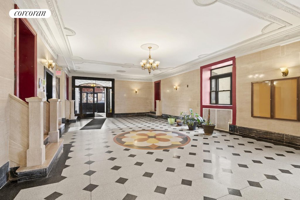 35 Crown Street, Unit 3C photo 6