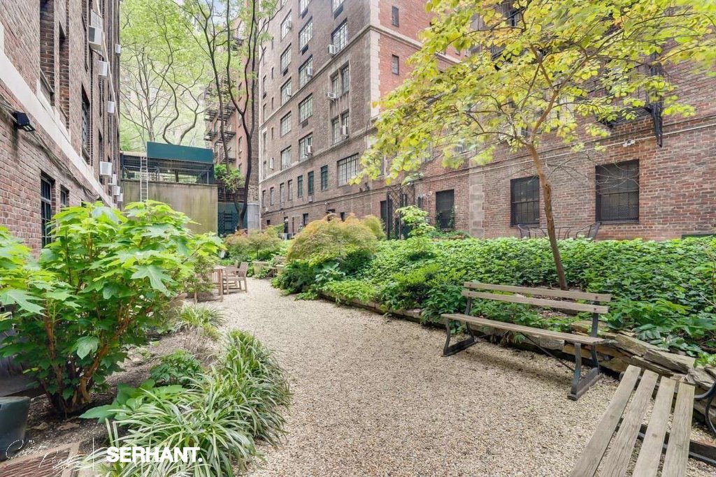 320 East 42nd Street, Unit 2301 photo 13