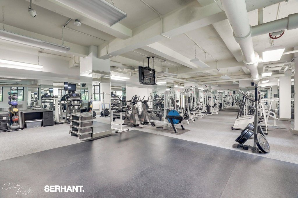 320 East 42nd Street, Unit 2301 photo 14