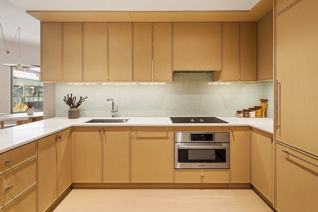 24-01 Queens Plaza North, Unit 1701
