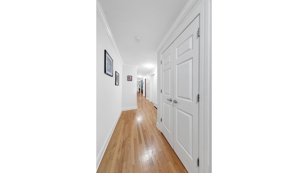 561 5th Street, Unit 1 photo 7